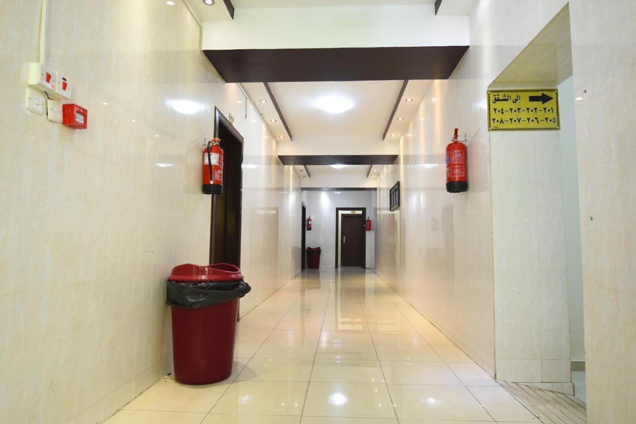 Al Eairy Apartments - Hail 3 Buitenkant foto