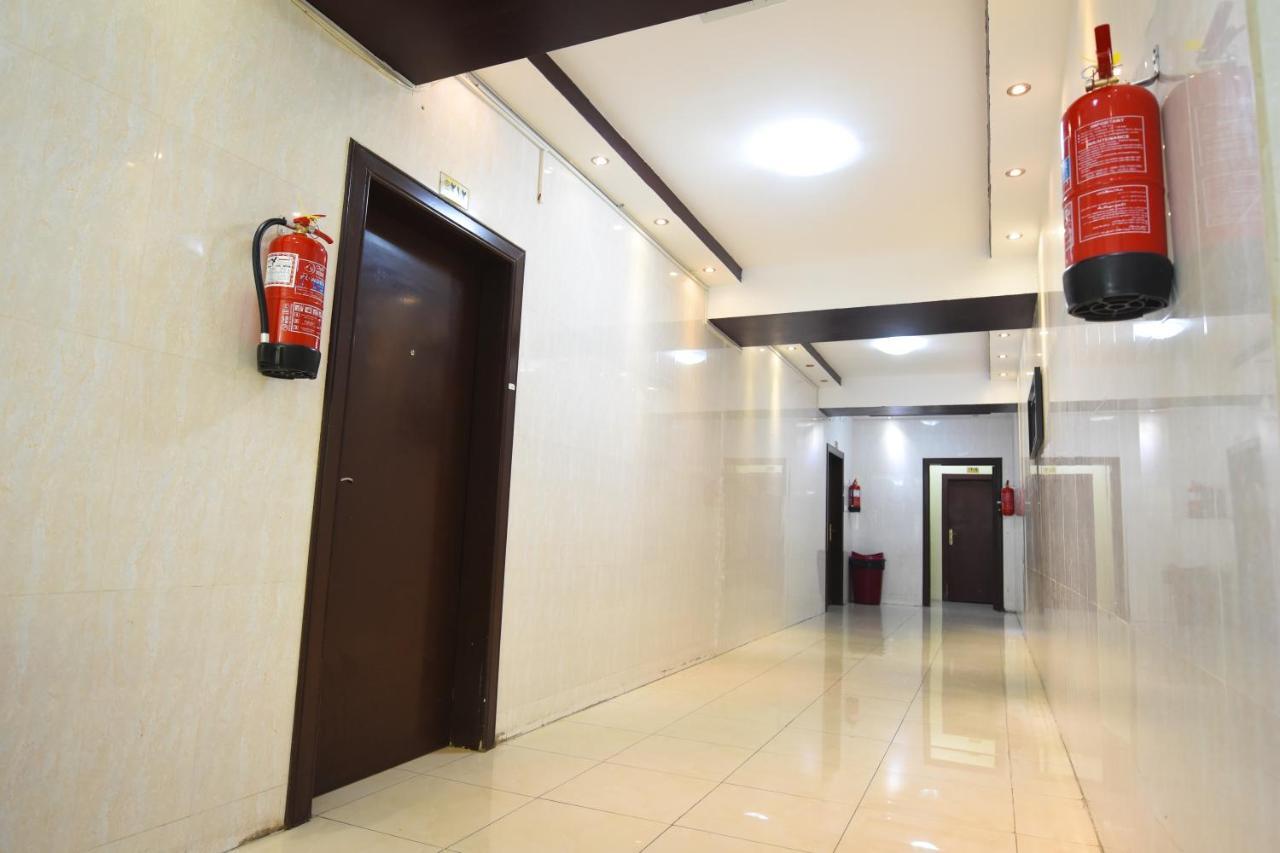 Al Eairy Apartments - Hail 3 Buitenkant foto
