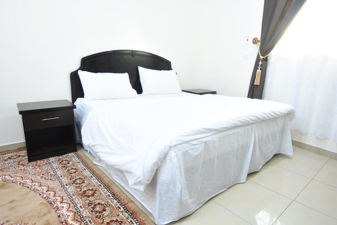 Al Eairy Apartments - Hail 3 Buitenkant foto